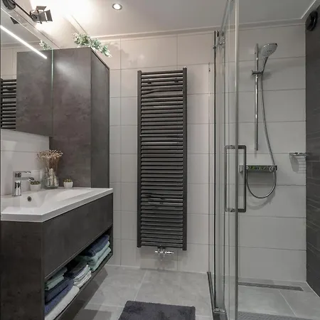 Dunengras Apartment *